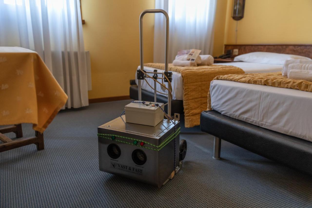Hotel Siros Верона Экстерьер фото