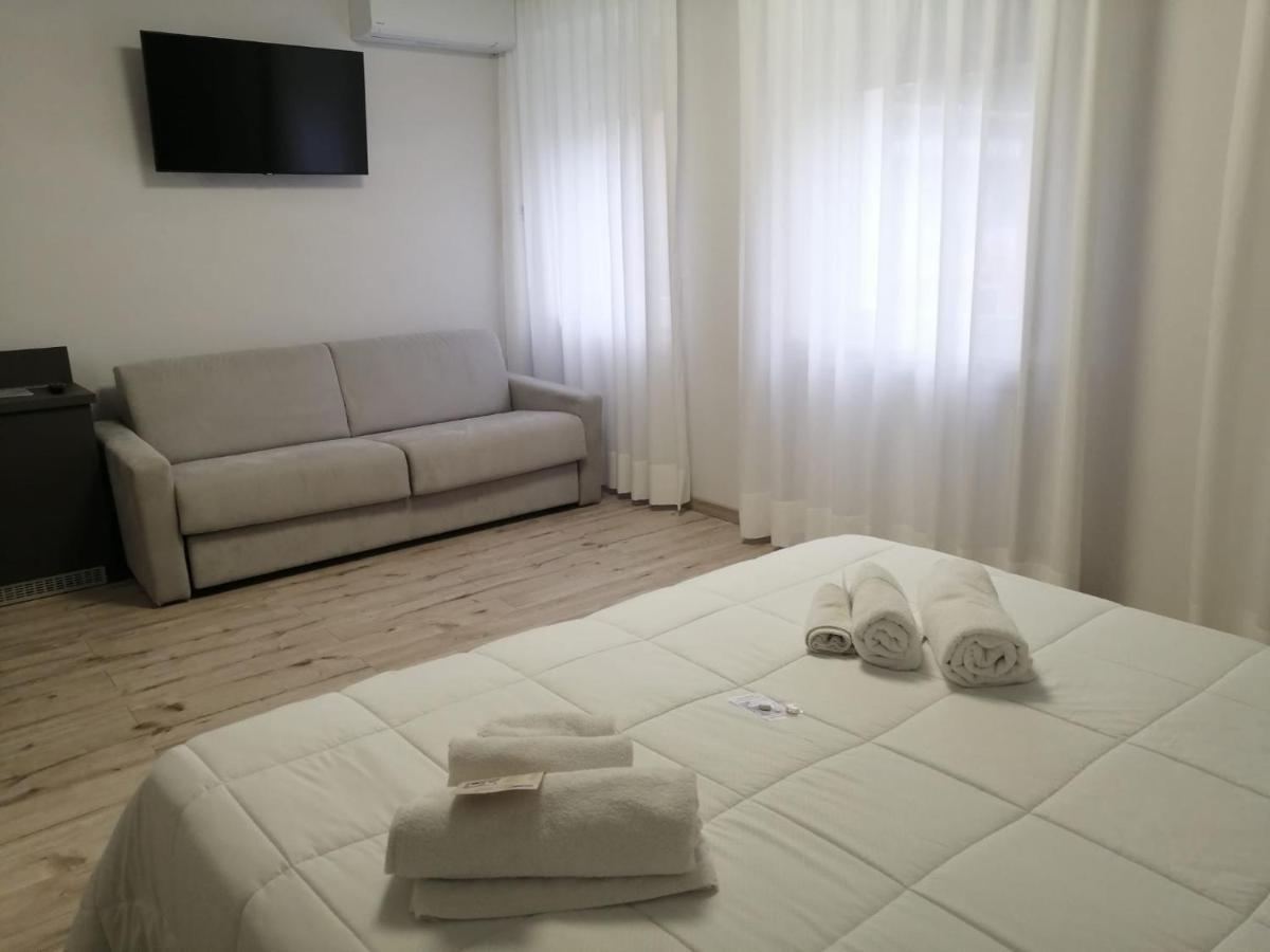 Hotel Siros Верона Экстерьер фото