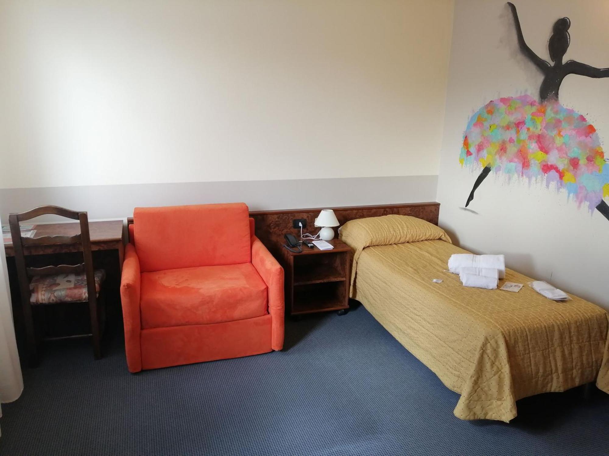 Hotel Siros Верона Экстерьер фото